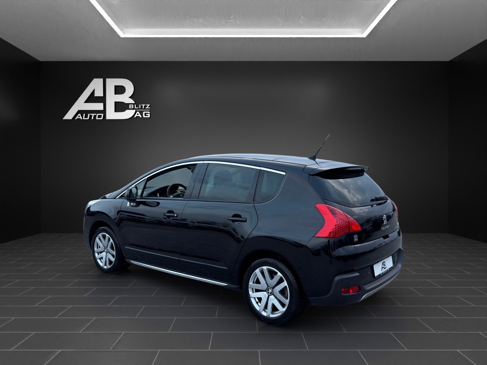 PEUGEOT 3008 HYbrid4 2.0 HDI EGS6, Occasioni / Usate, Automatico - 3
