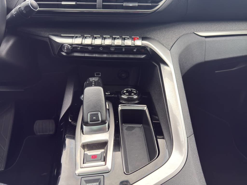 PEUGEOT 3008 1.5 BlueHDi Allure EAT, Diesel, Occasioni / Usate, Automatico - 7
