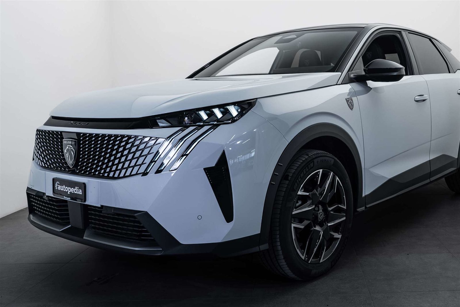 PEUGEOT 3008 136 e-DCS6 Hybrid GT, Mild-Hybrid Benzin/Elektro, Occasion / Gebraucht, Automatik - 2
