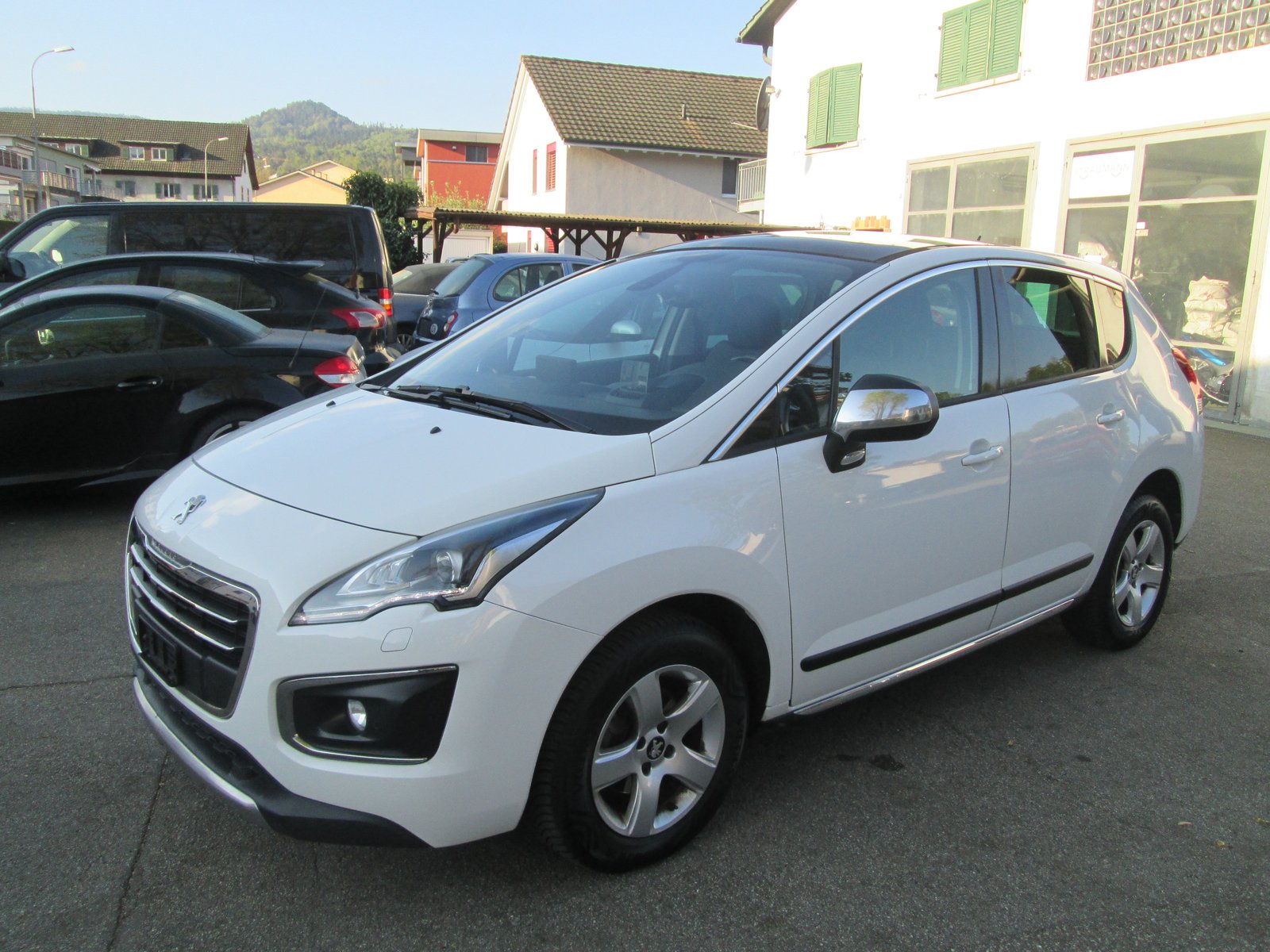 PEUGEOT 3008 1.6 Blue HDI Sensation Tiptronic
