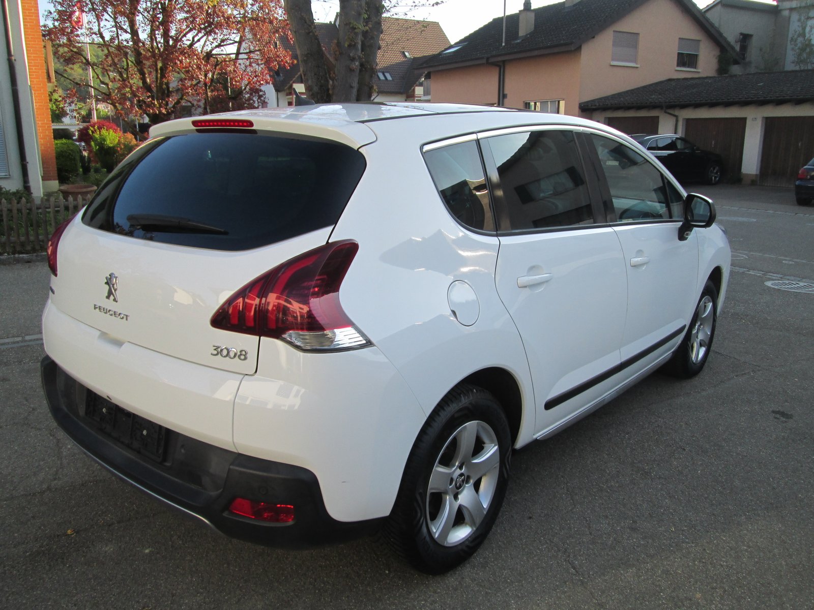 PEUGEOT 3008 1.6 Blue HDI Sensation Tiptronic, Diesel, Occasioni / Usate, Automatico - 5