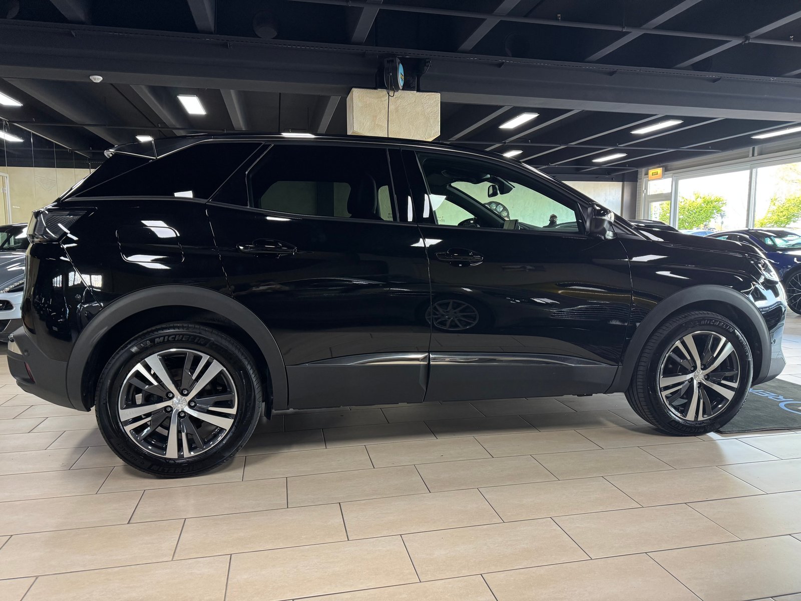 PEUGEOT 3008 1.2 PureTech Allure Pack EAT8, Benzin, Occasion / Gebraucht, Automatik - 2