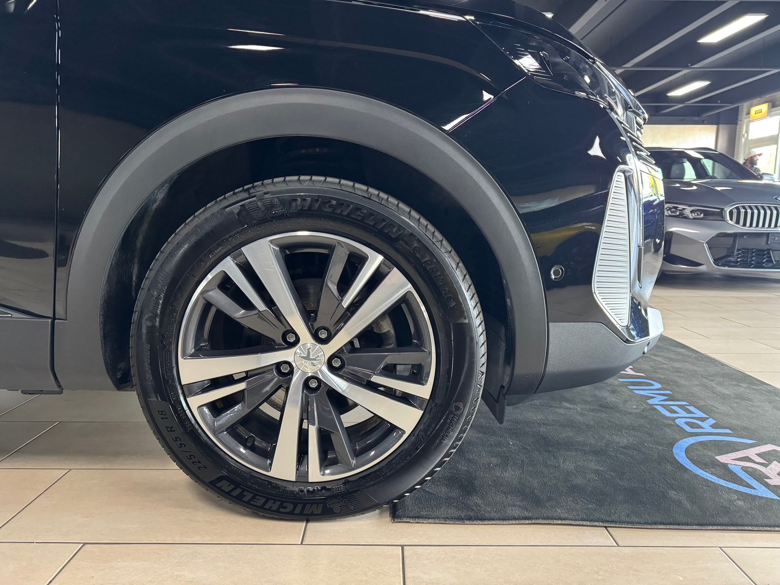 PEUGEOT 3008 1.2 PureTech Allure Pack EAT8, Benzin, Occasion / Gebraucht, Automatik - 7