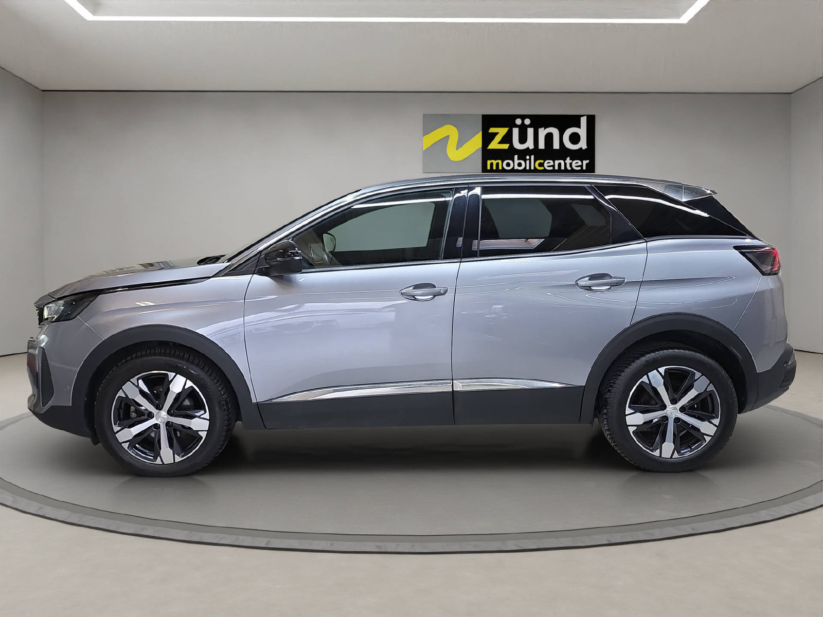 PEUGEOT 3008 1.2 PureTech Allure Pack, Benzin, Occasion / Gebraucht, Automatik - 2