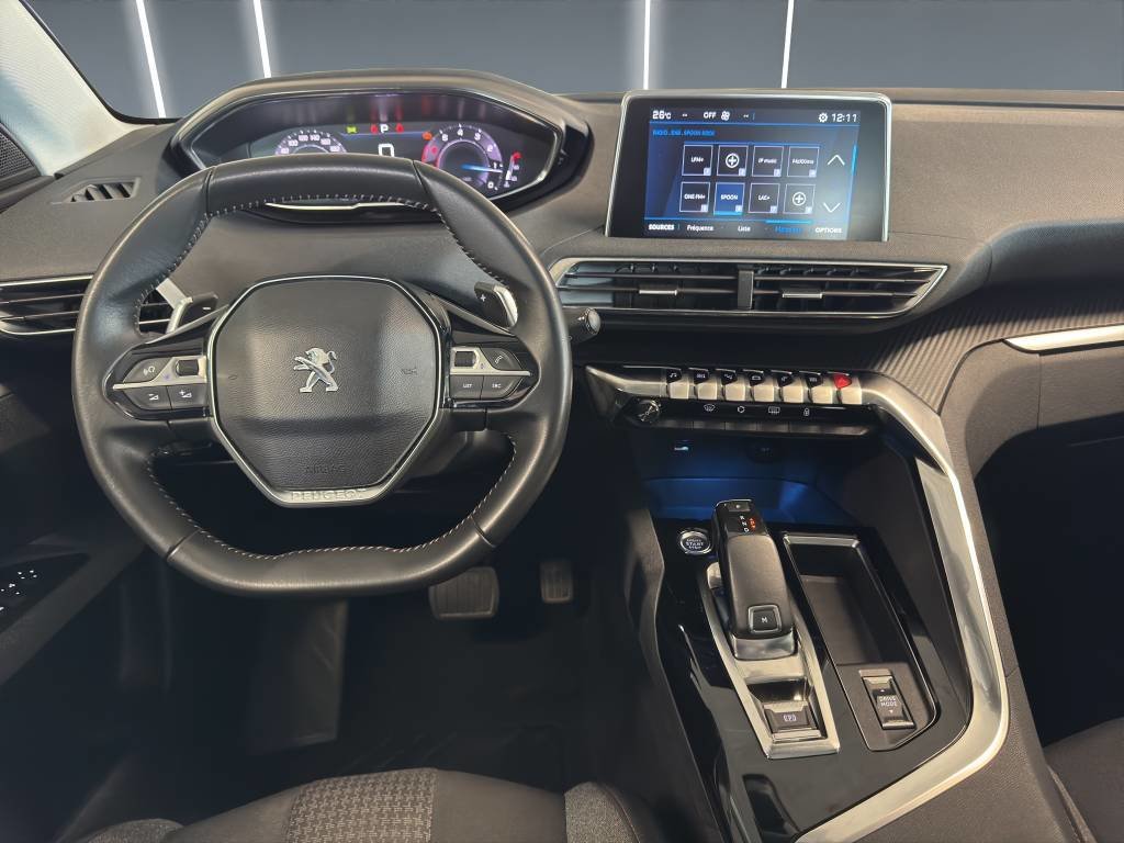 PEUGEOT 3008 1.2 PureTech Active Pack EAT8 // Véhicule 1èr, Benzin, Occasion / Gebraucht, Automatik - 6