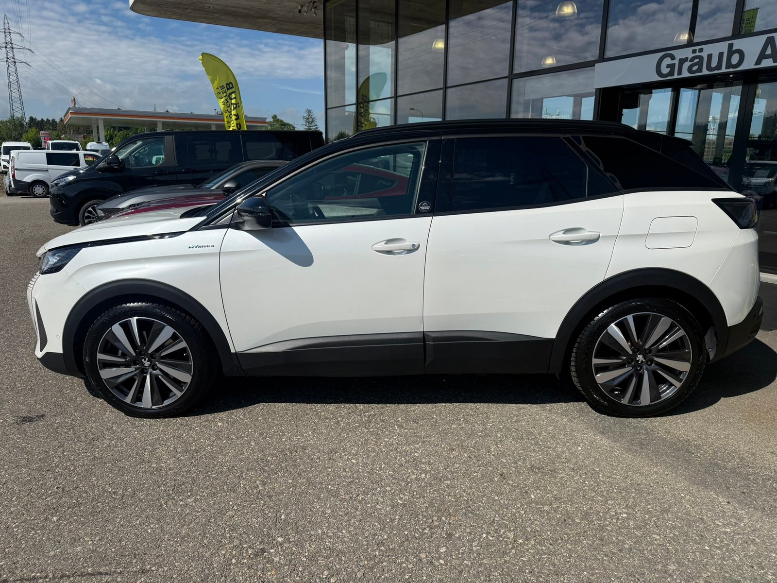 PEUGEOT 3008 300e Hybrid4 GT Pack EAT8, Plug-in-Hybrid Petrol/Electric, Second hand / Used, Automatic - 4