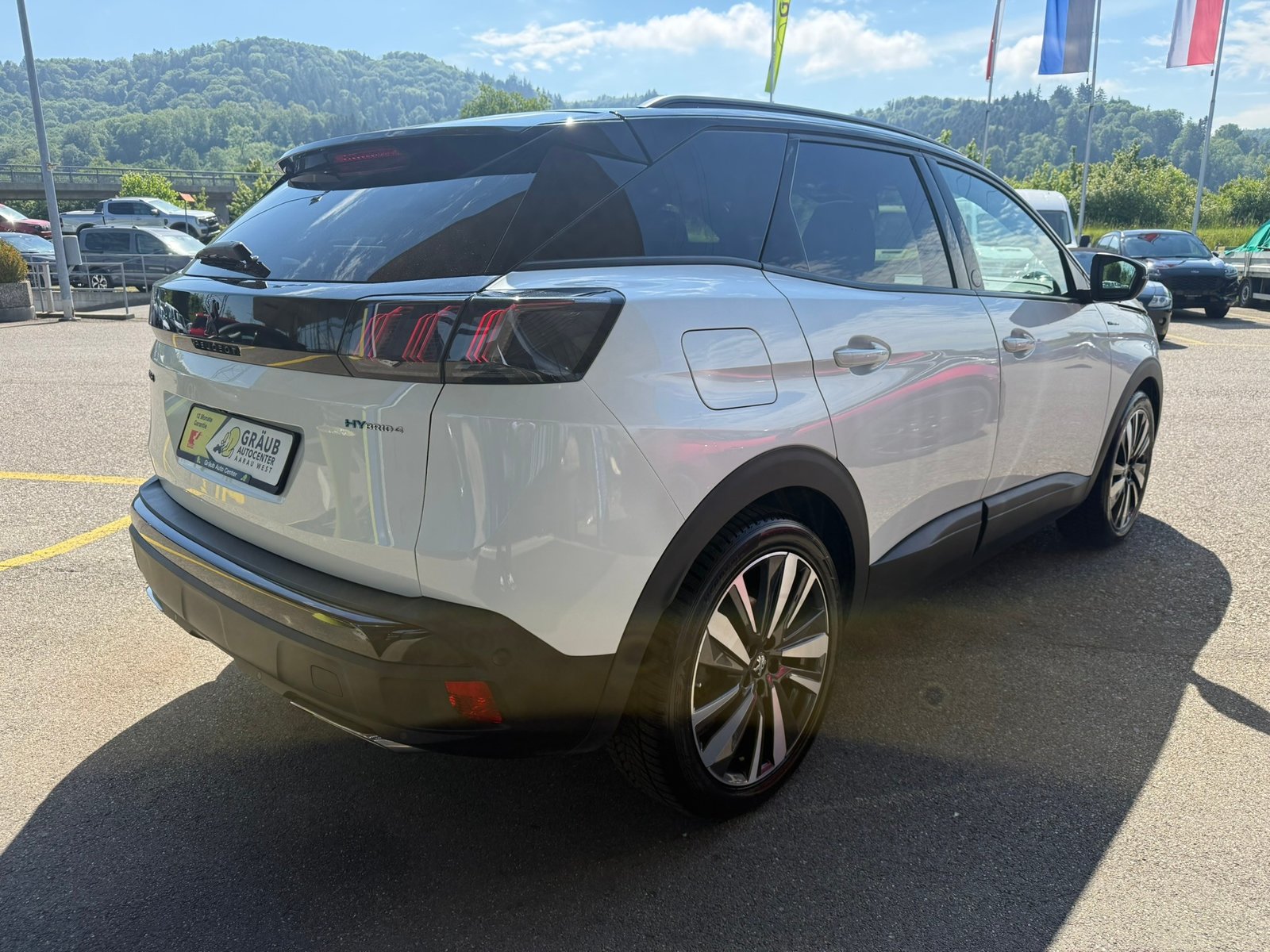 PEUGEOT 3008 300e Hybrid4 GT Pack EAT8, Plug-in-Hybrid Petrol/Electric, Second hand / Used, Automatic - 6