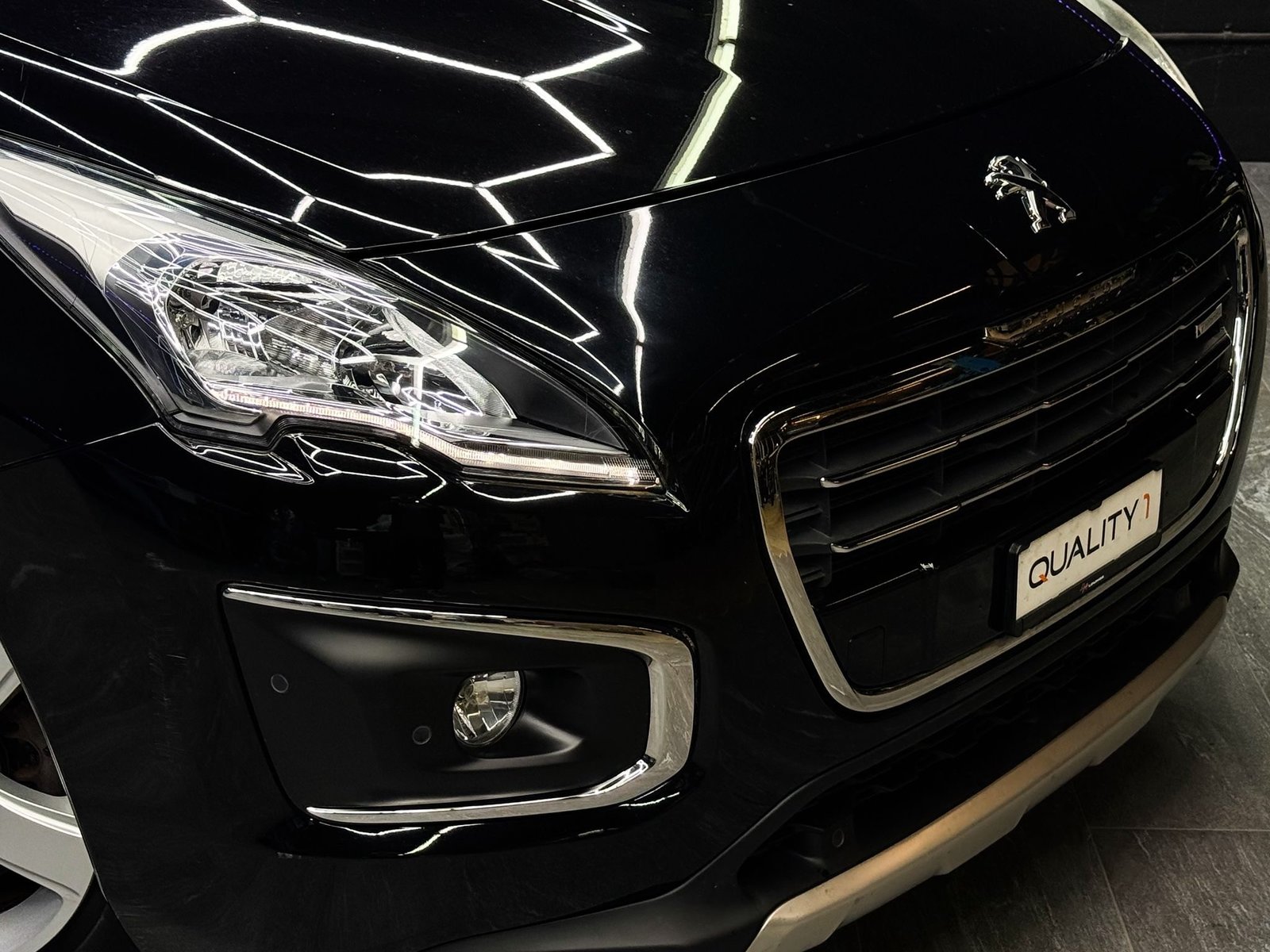 PEUGEOT 3008 HYbrid4 2.0 HDI ETG6, Occasion / Utilisé, Automatique - 3