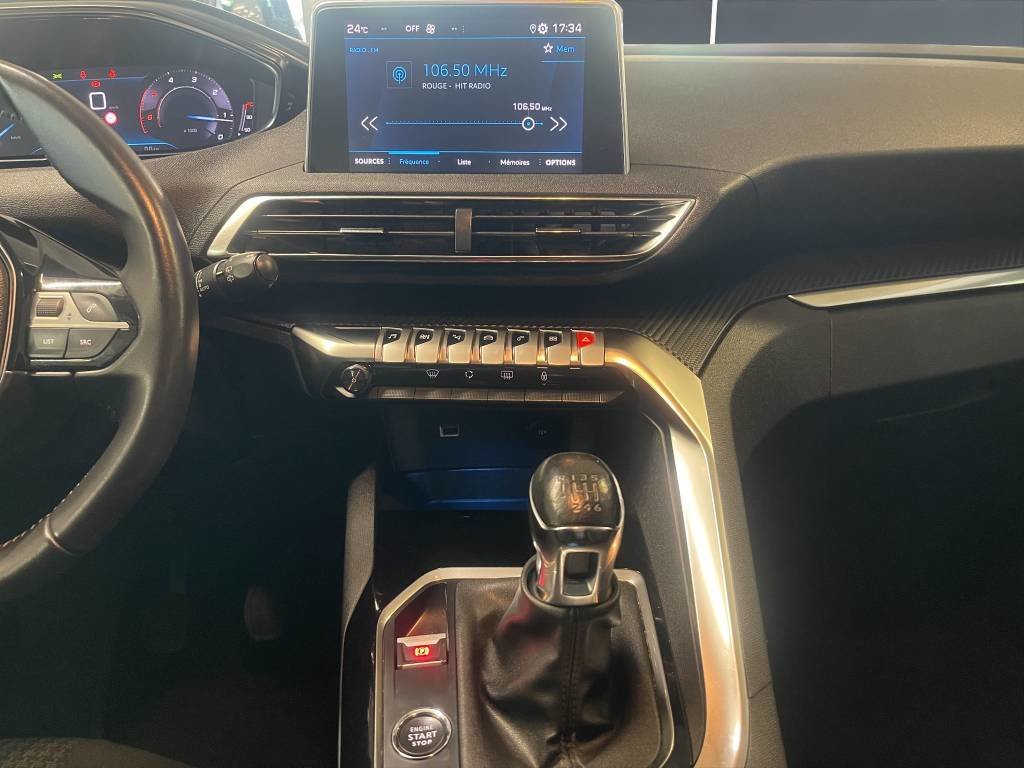 PEUGEOT 3008 1.5 BlueHDi Active Pack, Diesel, Second hand / Used, Manual - 7
