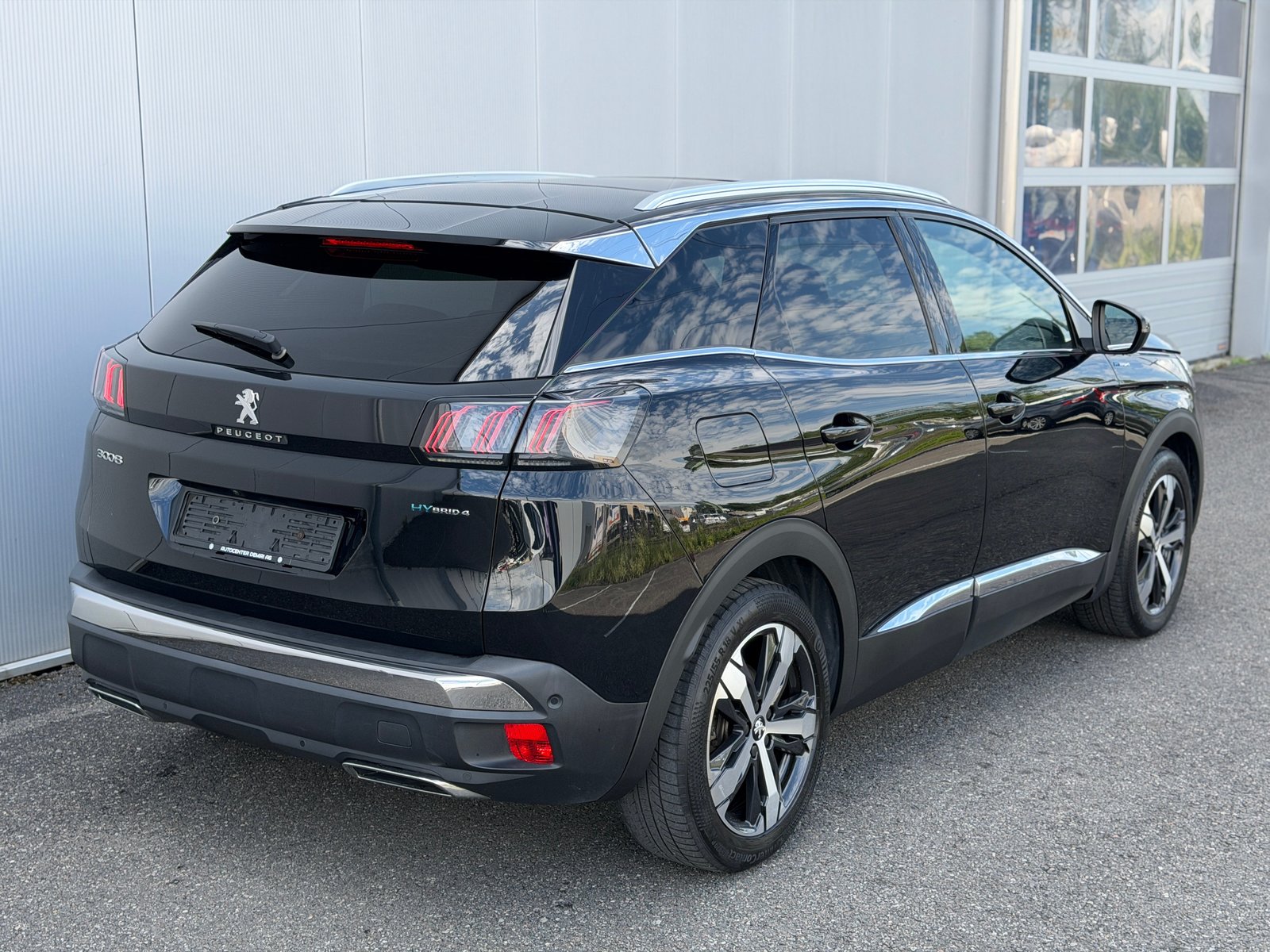 PEUGEOT 3008 300e Hybrid4 GT Pack EAT8 / 300 PS, Hybride Rechargeable Essence/Électricité, Occasion / Utilisé, Automatique - 4
