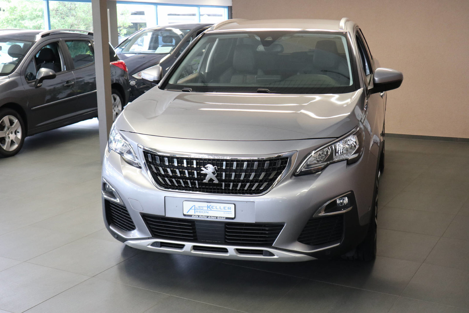 PEUGEOT 3008 1.2 PureTech Allure, Benzin, Occasion / Gebraucht, Automatik - 4