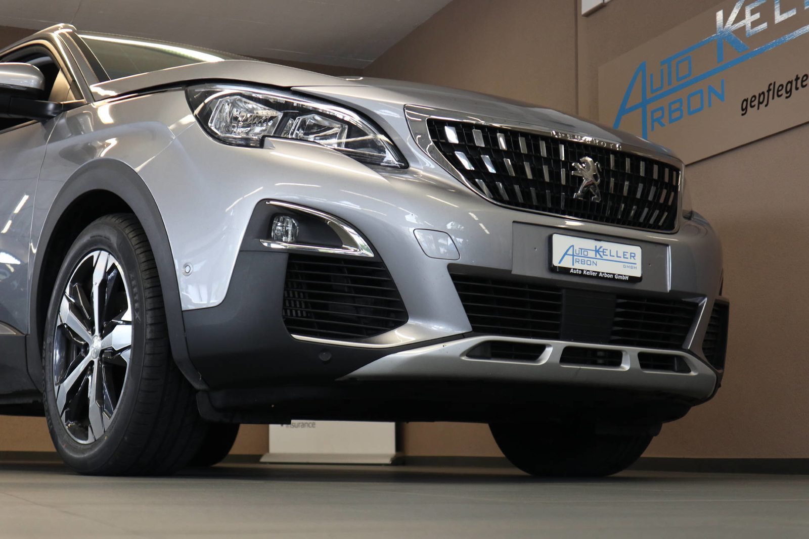 PEUGEOT 3008 1.2 PureTech Allure, Benzin, Occasion / Gebraucht, Automatik - 5