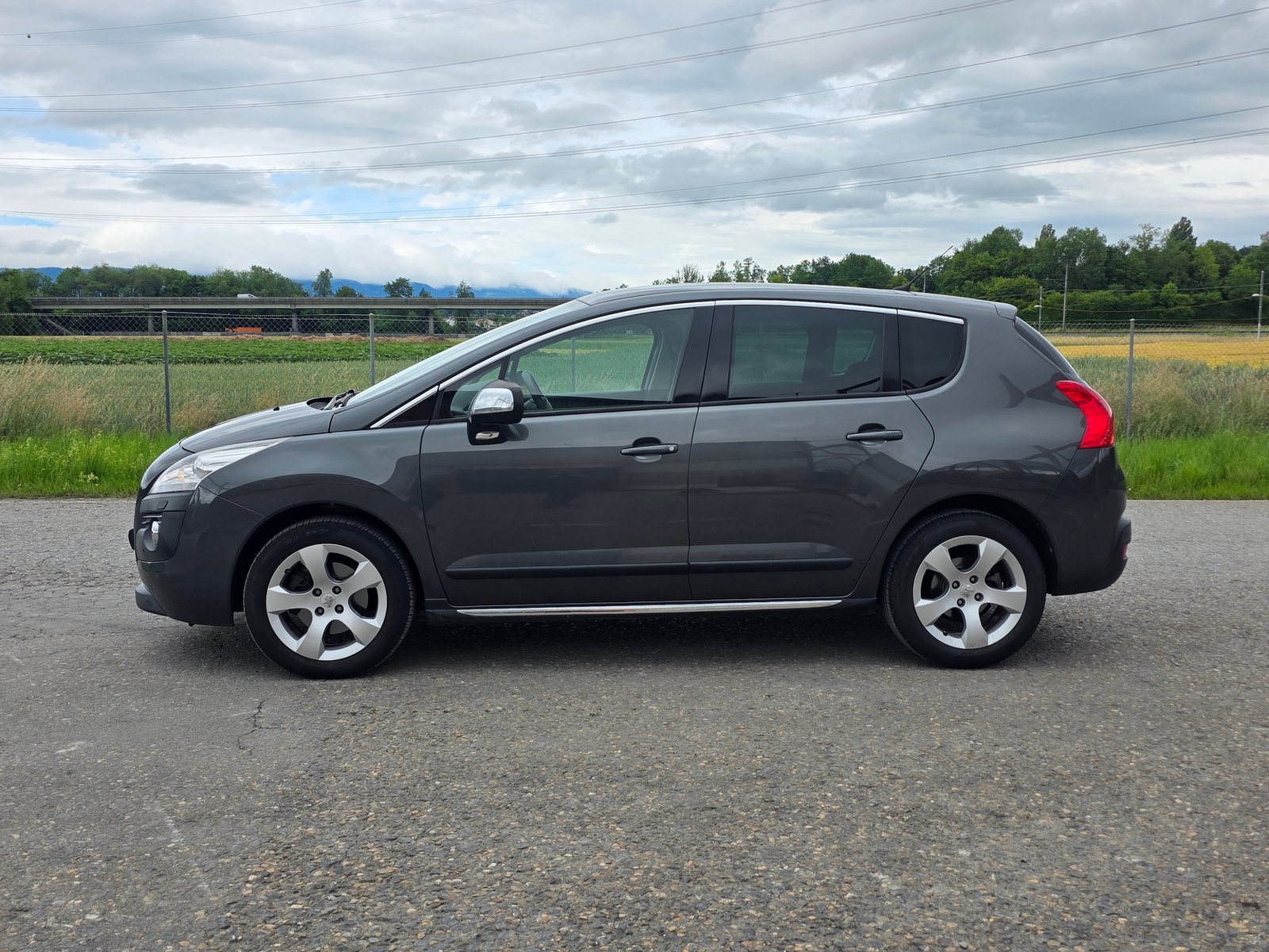 PEUGEOT 3008 1.6 16V T Sport Pack Tiptronic, Benzin, Occasion / Gebraucht, Automatik - 3