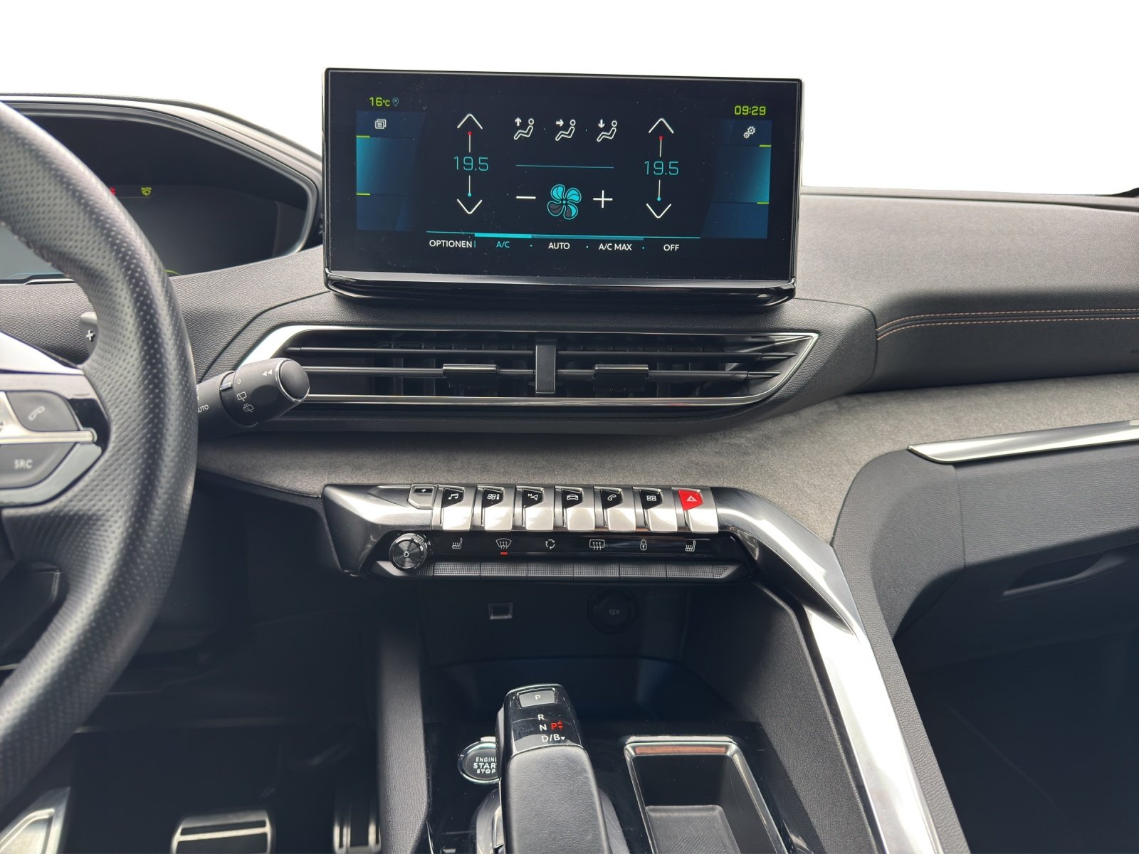 PEUGEOT 3008 1.6 Plug-in Hybrid4 GT Pack, Plug-in-Hybrid Petrol/Electric, Second hand / Used, Automatic - 7