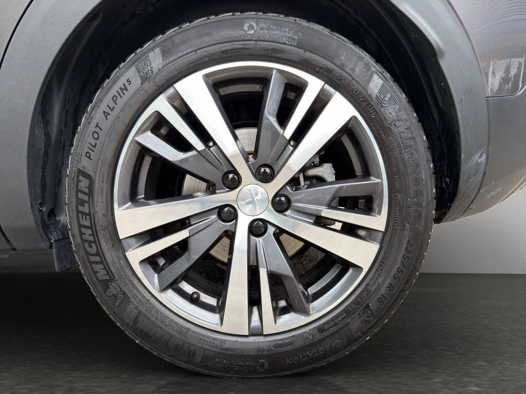 PEUGEOT 3008 1.2 PureTech Allure Pack, Essence, Occasion / Utilisé, Automatique - 5