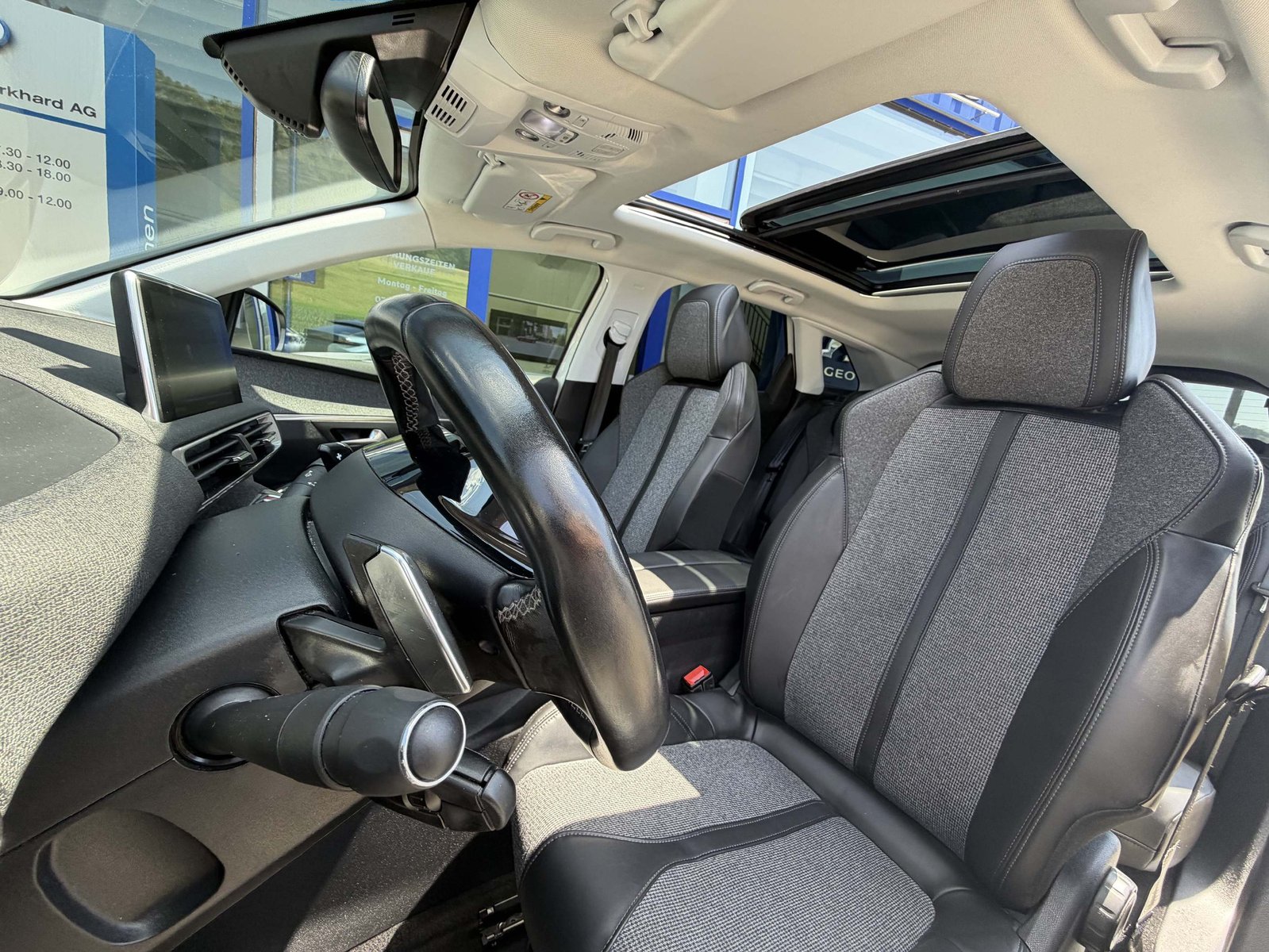PEUGEOT 3008 1.5 BlueHDi Allure, Diesel, Occasion / Gebraucht, Automatik - 7