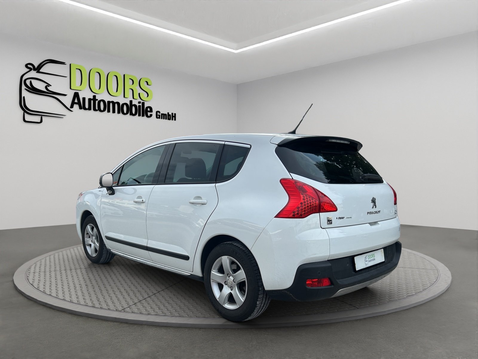 PEUGEOT 3008 HYbrid4 2.0 HDI EGS6, Occasion / Utilisé, Automatique - 6