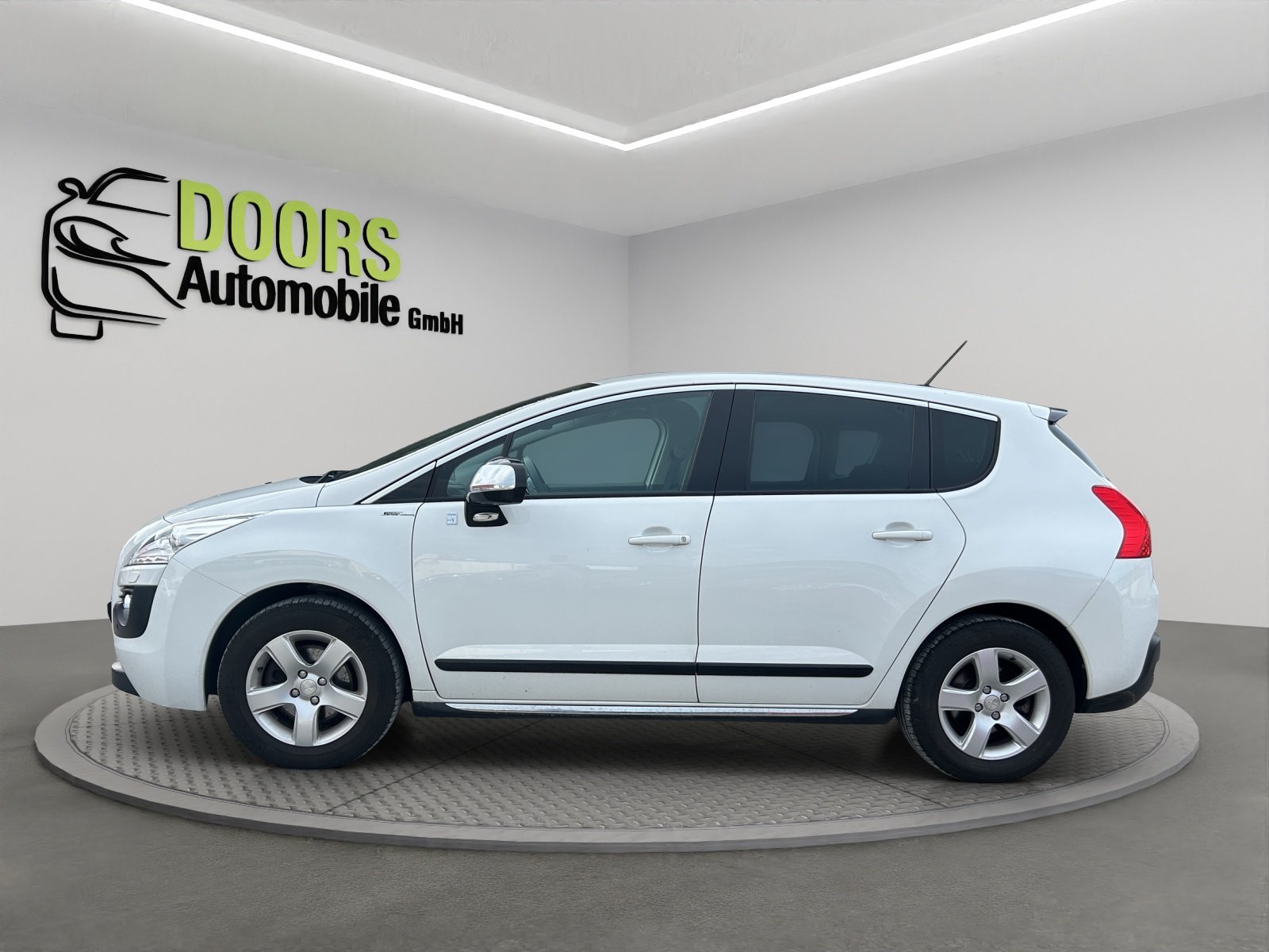 PEUGEOT 3008 HYbrid4 2.0 HDI EGS6, Occasion / Utilisé, Automatique - 7