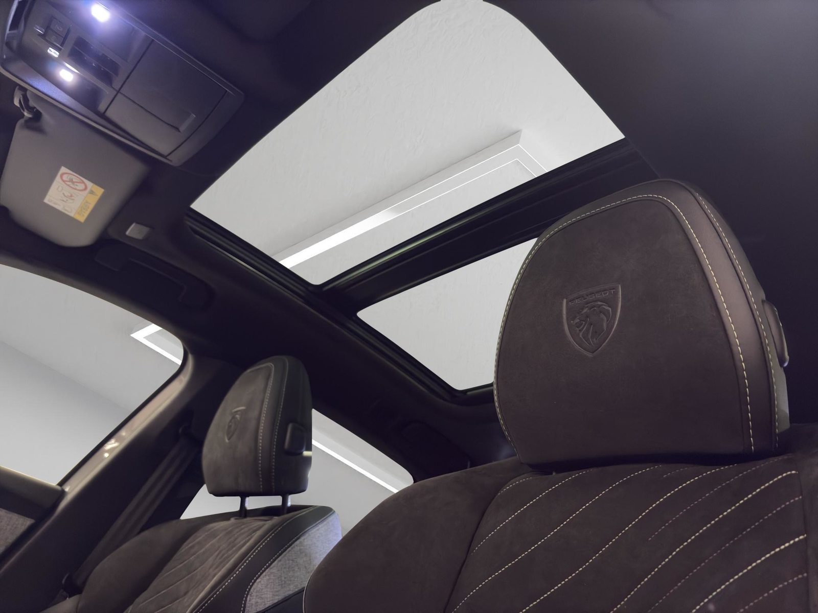 PEUGEOT 3008 e-Launch Edition AWD, Elettrica, Occasioni / Usate, Automatico - 7