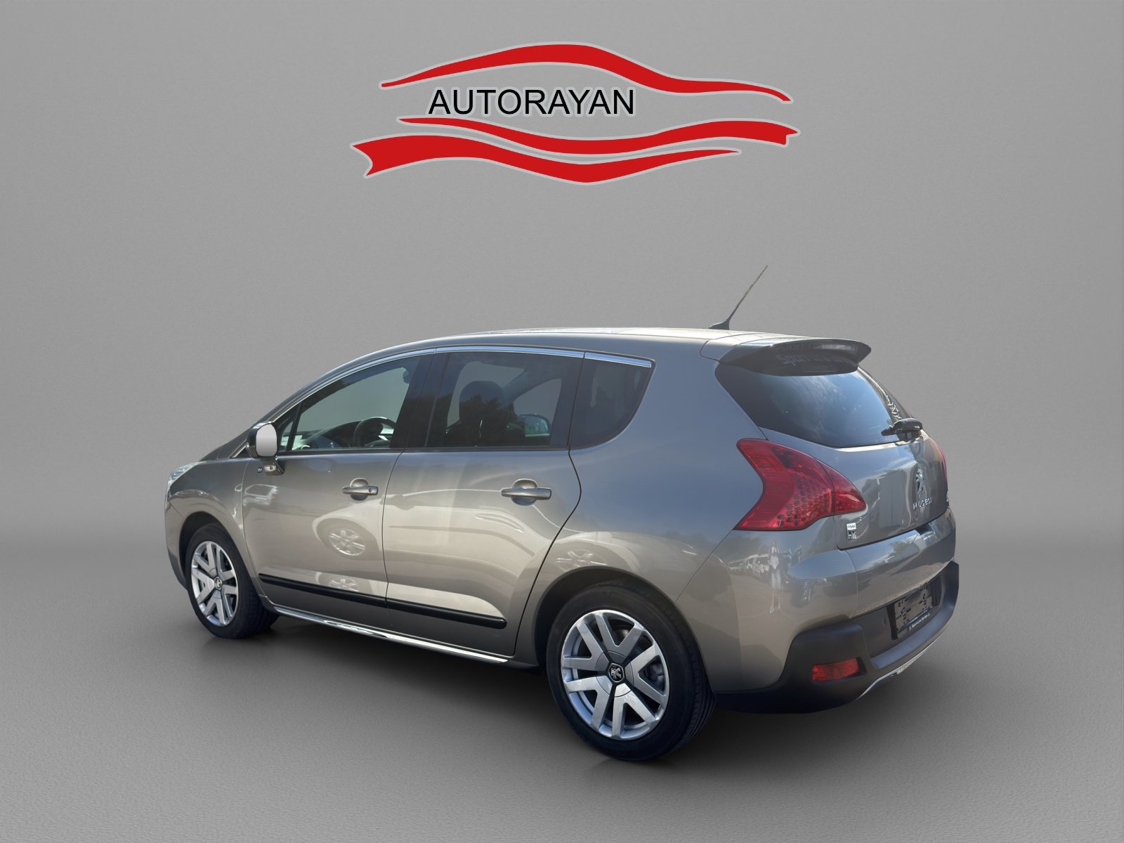 PEUGEOT 3008 HYbrid4 2.0, Second hand / Used, Automatic - 6