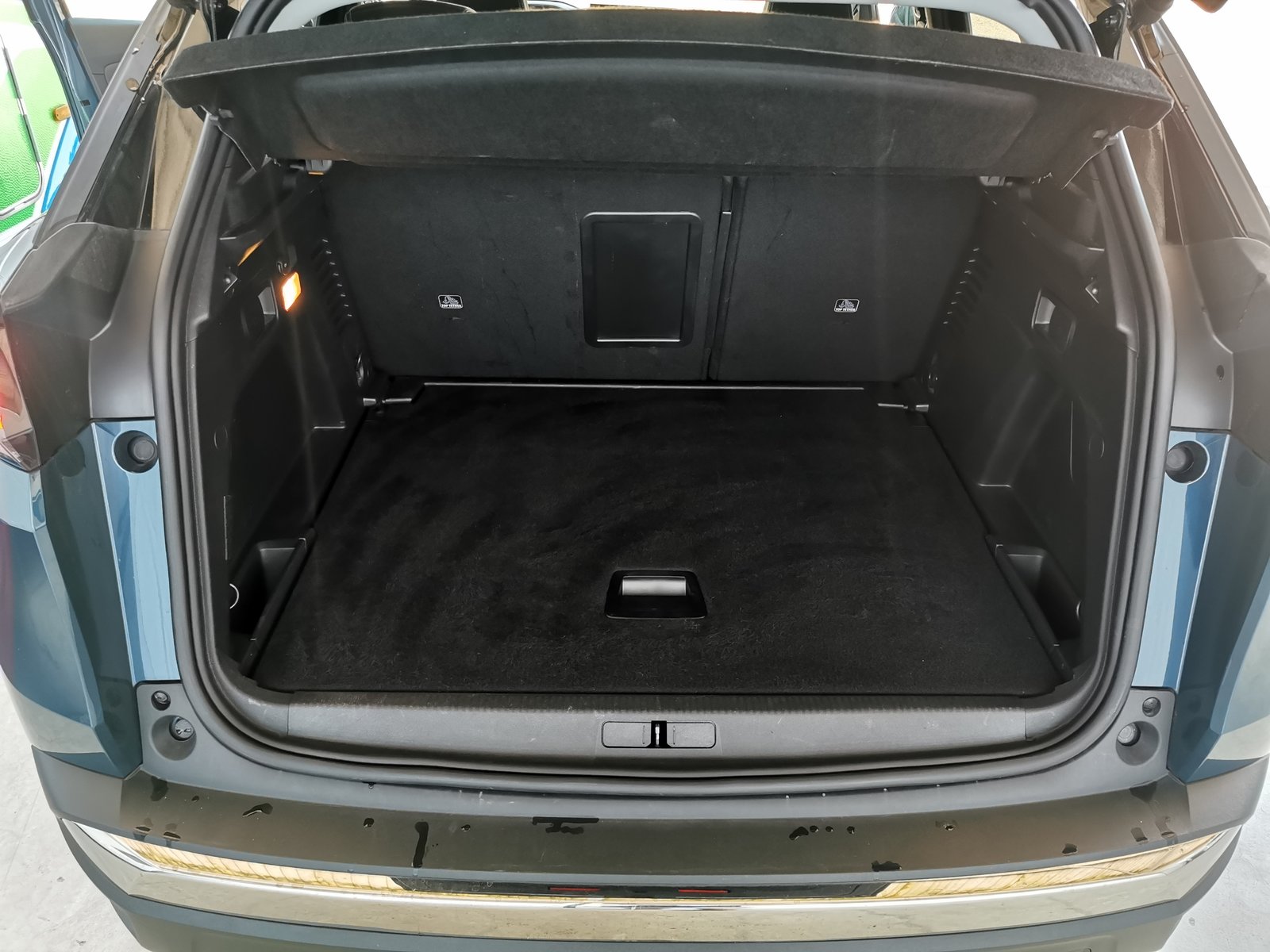 PEUGEOT 3008 1.2 PureTech Allure Pack EAT8, Essence, Occasion / Utilisé, Automatique - 5