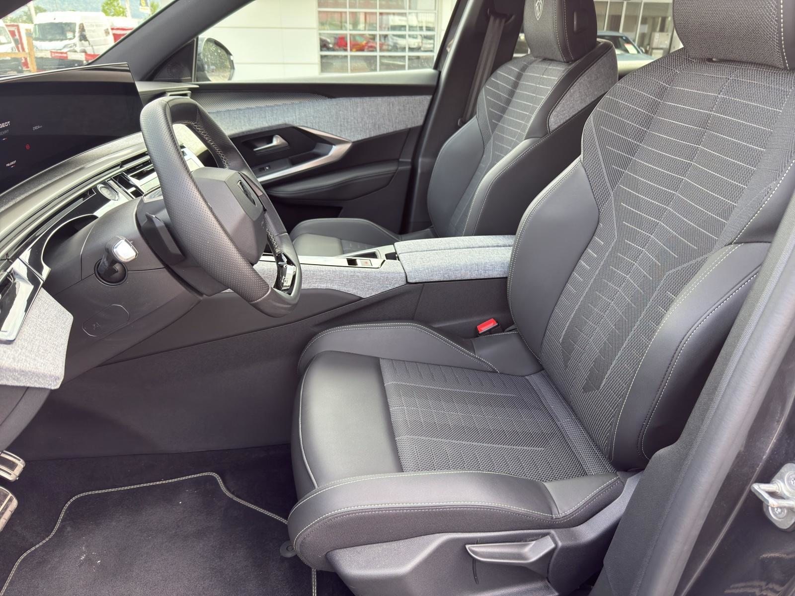 PEUGEOT 3008 e-GT, Électrique, Occasion / Utilisé, Automatique - 5