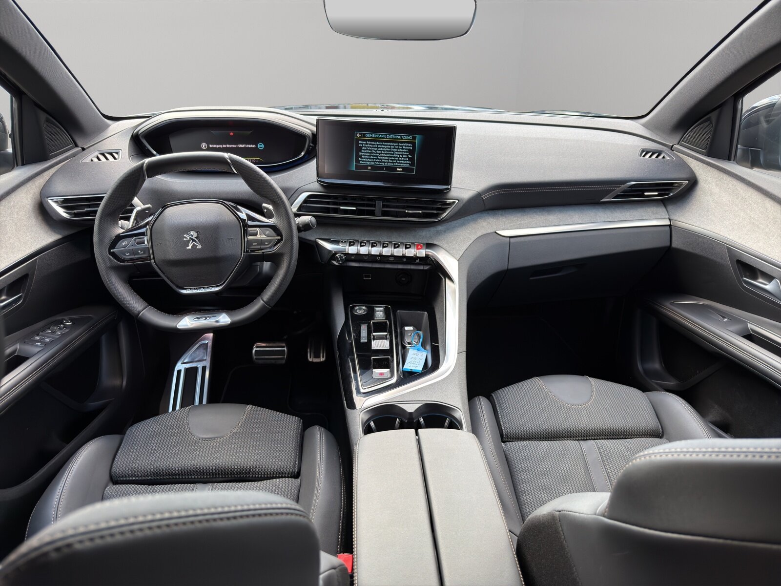 PEUGEOT 3008 1.6 Plug-in Hybrid GT, Voll-Hybrid Benzin/Elektro, Occasion / Gebraucht, Automatik - 7