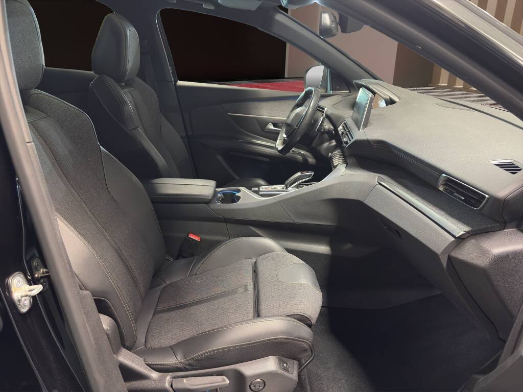 PEUGEOT 3008 1.6 THP GT Line EAT, Petrol, Second hand / Used, Automatic - 7