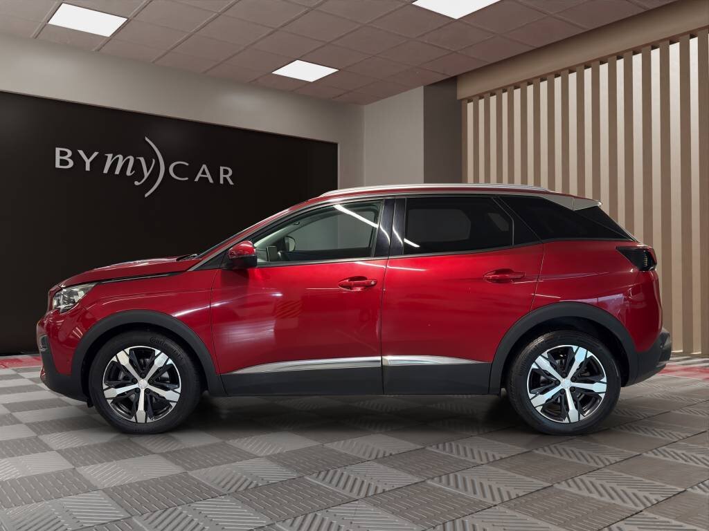 PEUGEOT 3008 1.2 PureTech Allure EAT, Petrol, Second hand / Used, Automatic - 4
