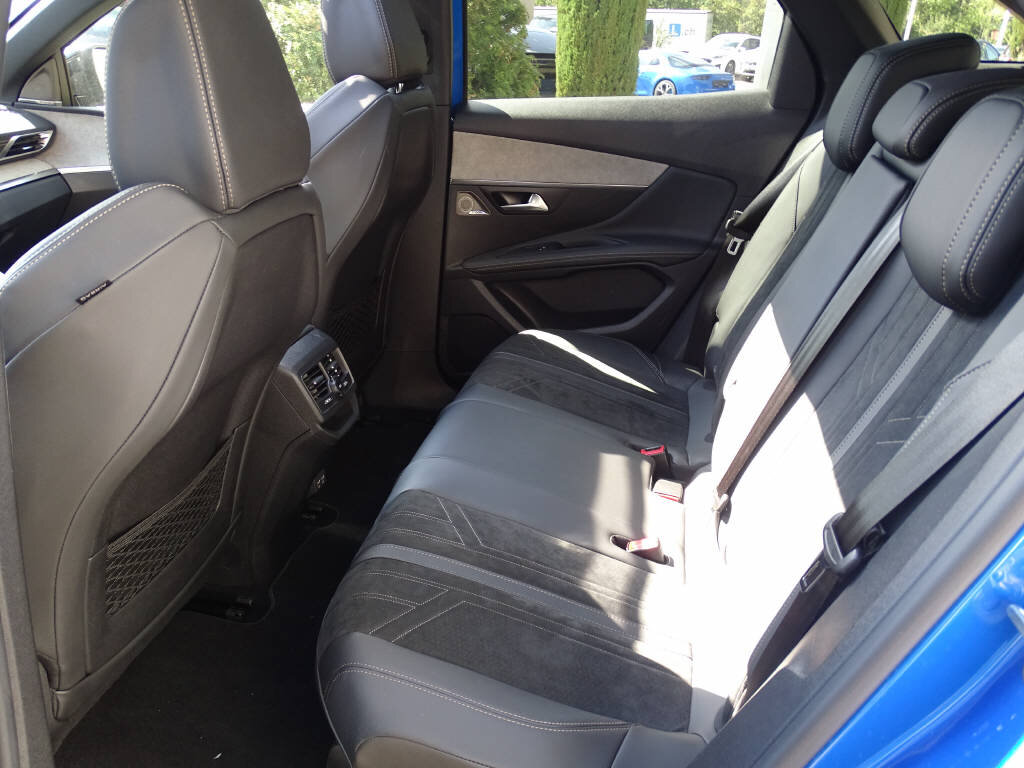 PEUGEOT 3008 1.6 PureTech GT Pack, Essence, Occasion / Utilisé, Automatique - 7
