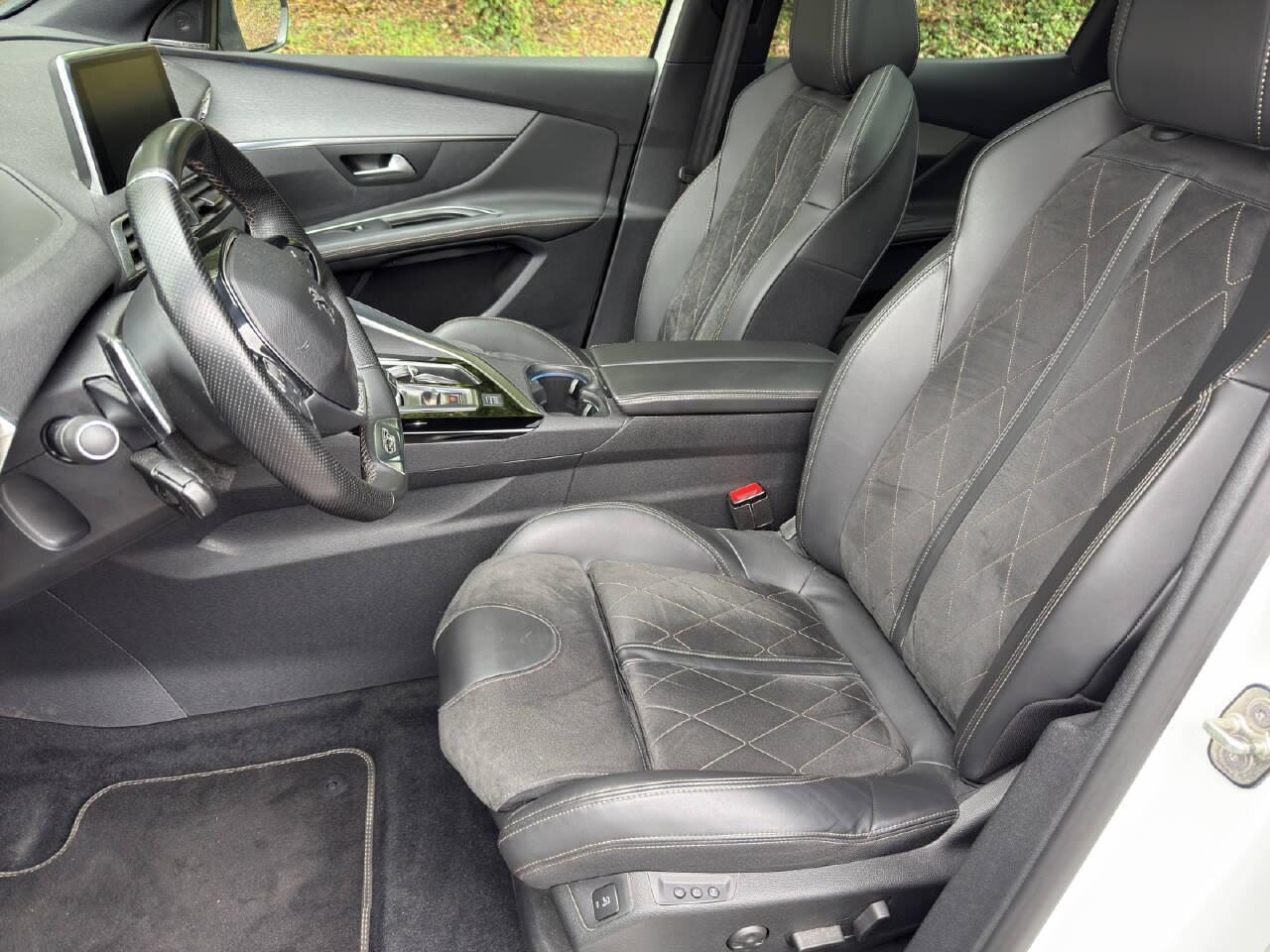 PEUGEOT 3008 2.0 BlueHDi 180 GT, Diesel, Second hand / Used, Automatic - 5