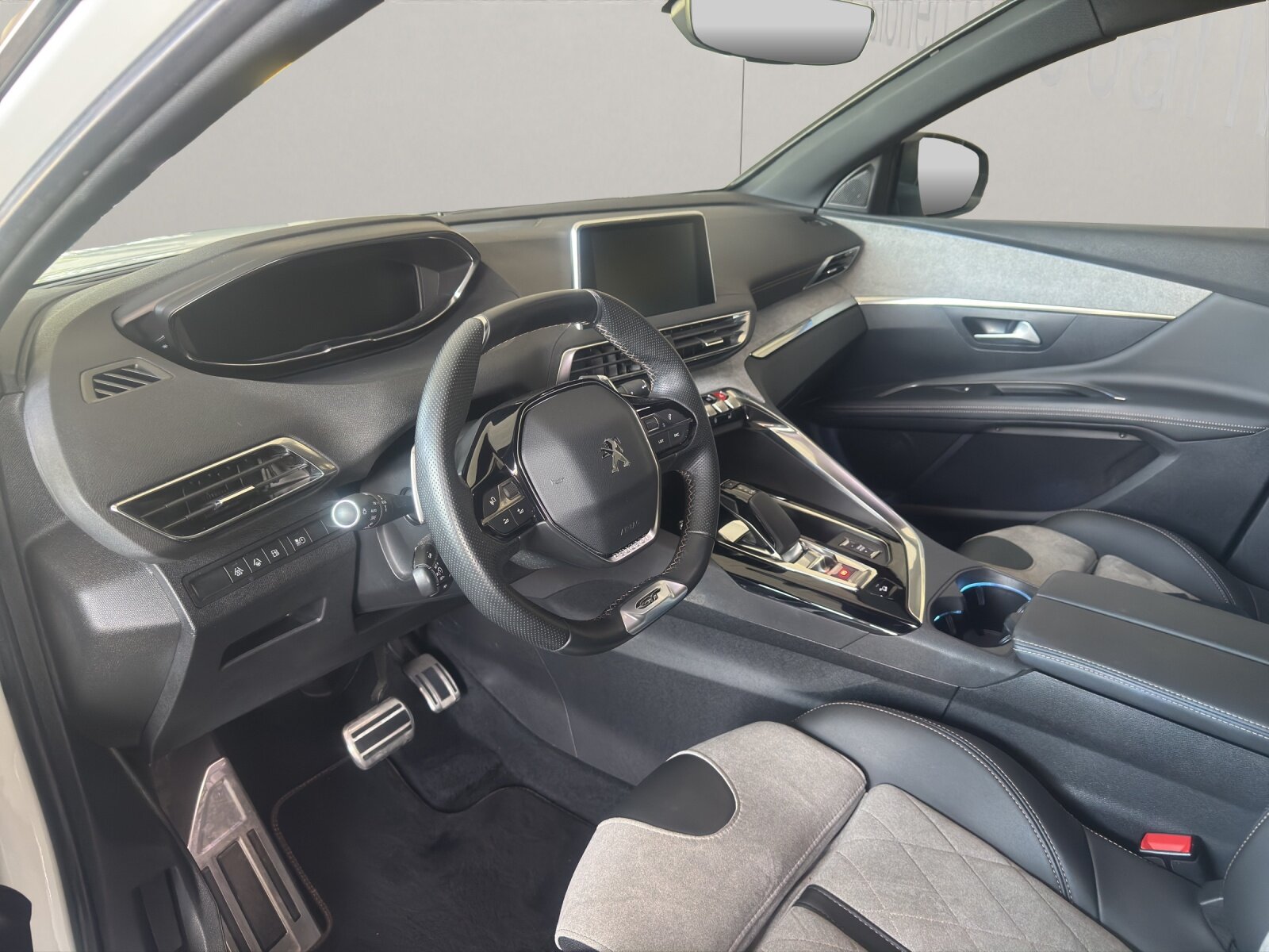 PEUGEOT 3008 1.6 Plug-in 300 PS Hybrid4 GT AWD, Plug-in-Hybrid Benzin/Elektro, Occasion / Gebraucht, Automatik - 5