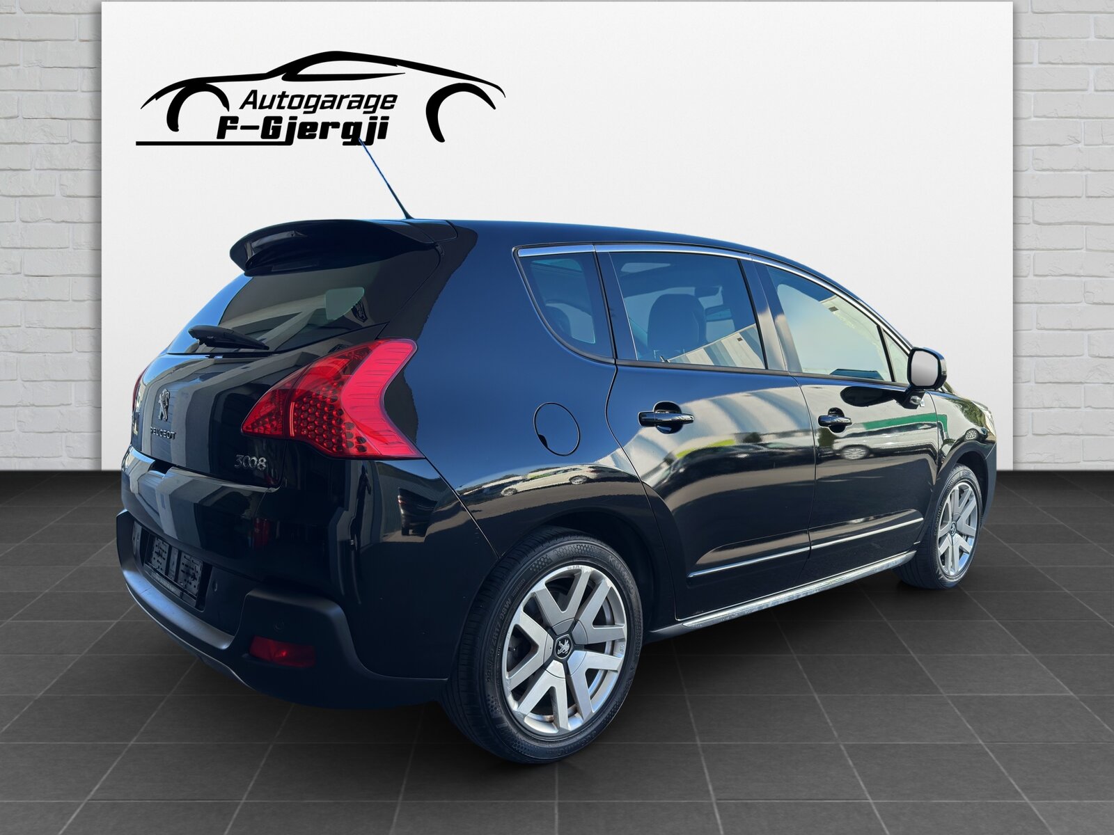 PEUGEOT 3008 HYbrid4 2.0 HDI EGS6, Second hand / Used, Automatic - 6