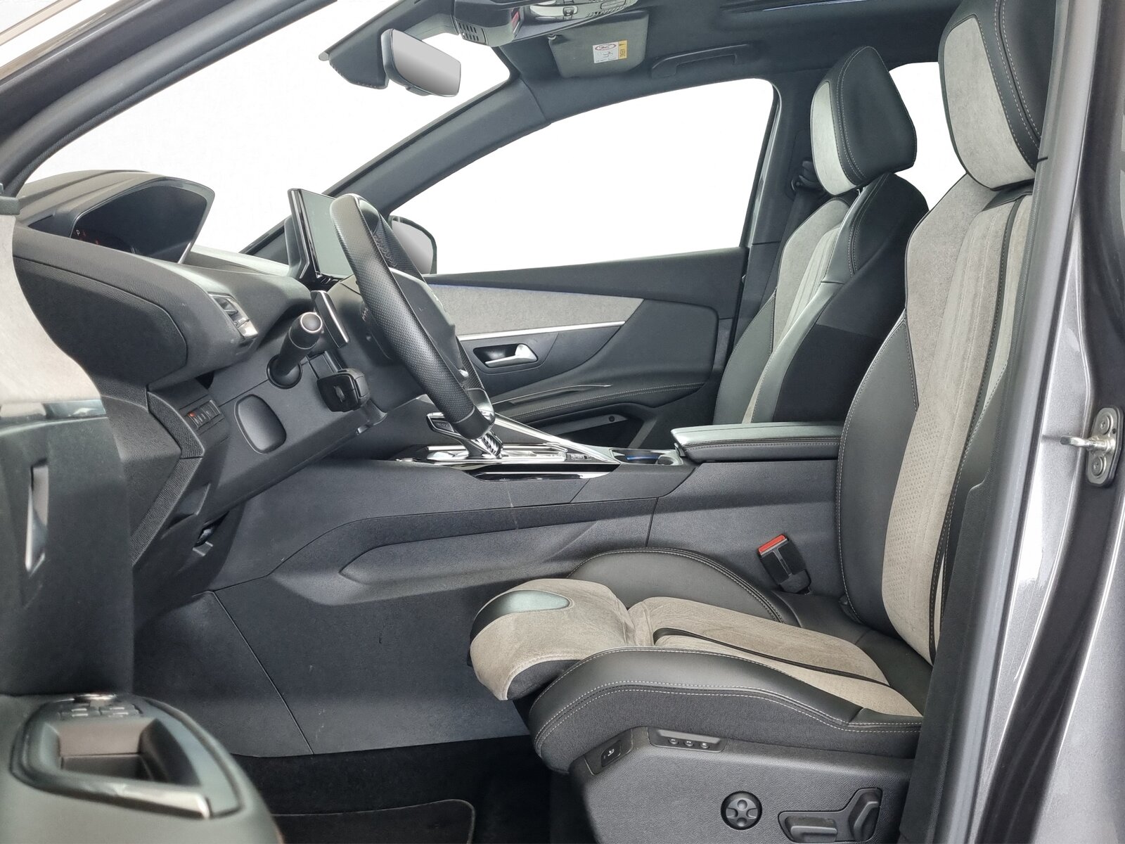 PEUGEOT 3008 300e 1.6 Plug-in Hybrid4 GT AWD Aut., Hybride Rechargeable Essence/Électricité, Occasion / Utilisé, Automatique - 6