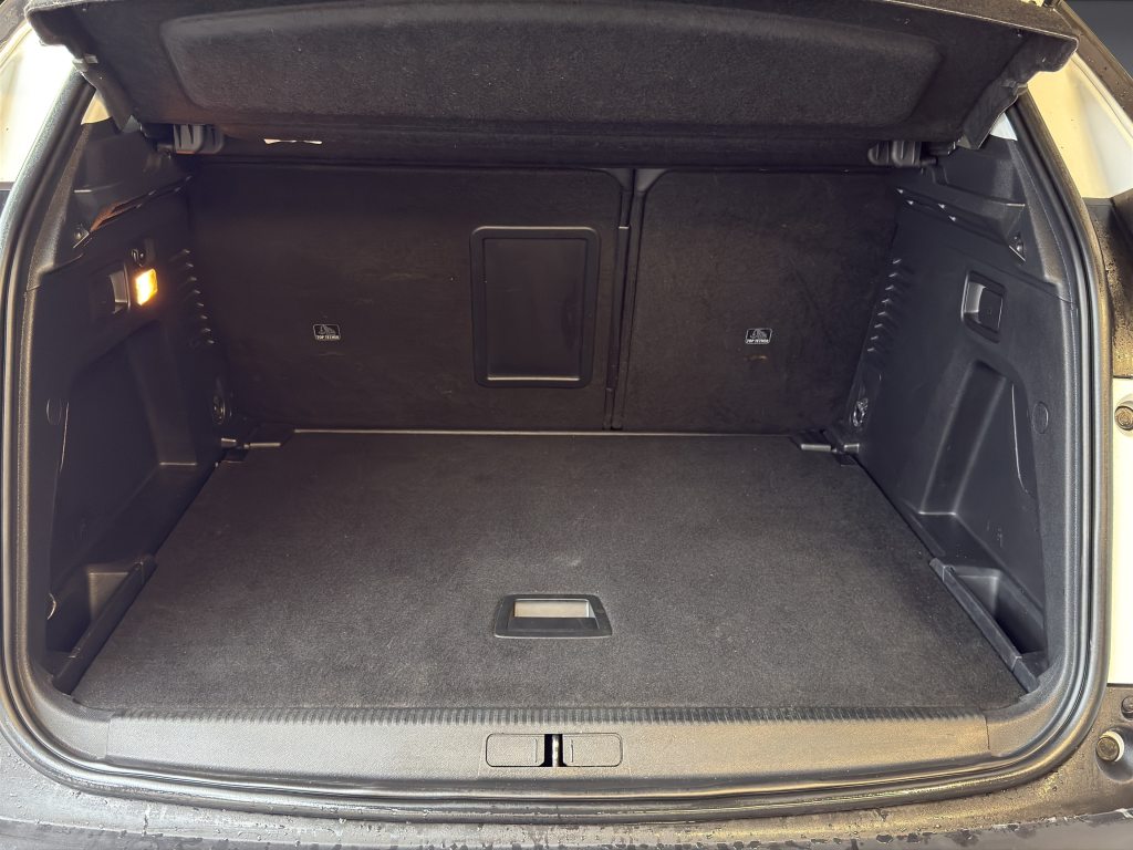 PEUGEOT 3008 1.6 PureTech Allure, Benzina, Occasioni / Usate, Automatico - 7