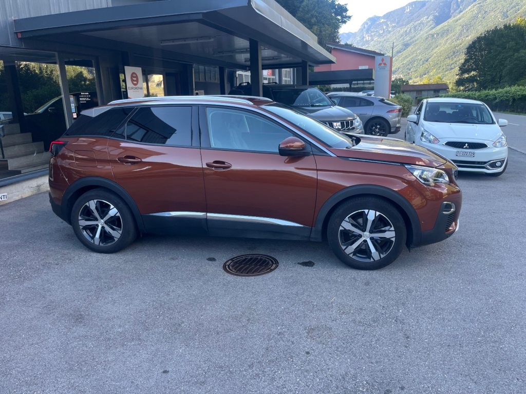 PEUGEOT 3008 1.2 PureTech Business Line, Essence, Occasion / Utilisé, Automatique - 4