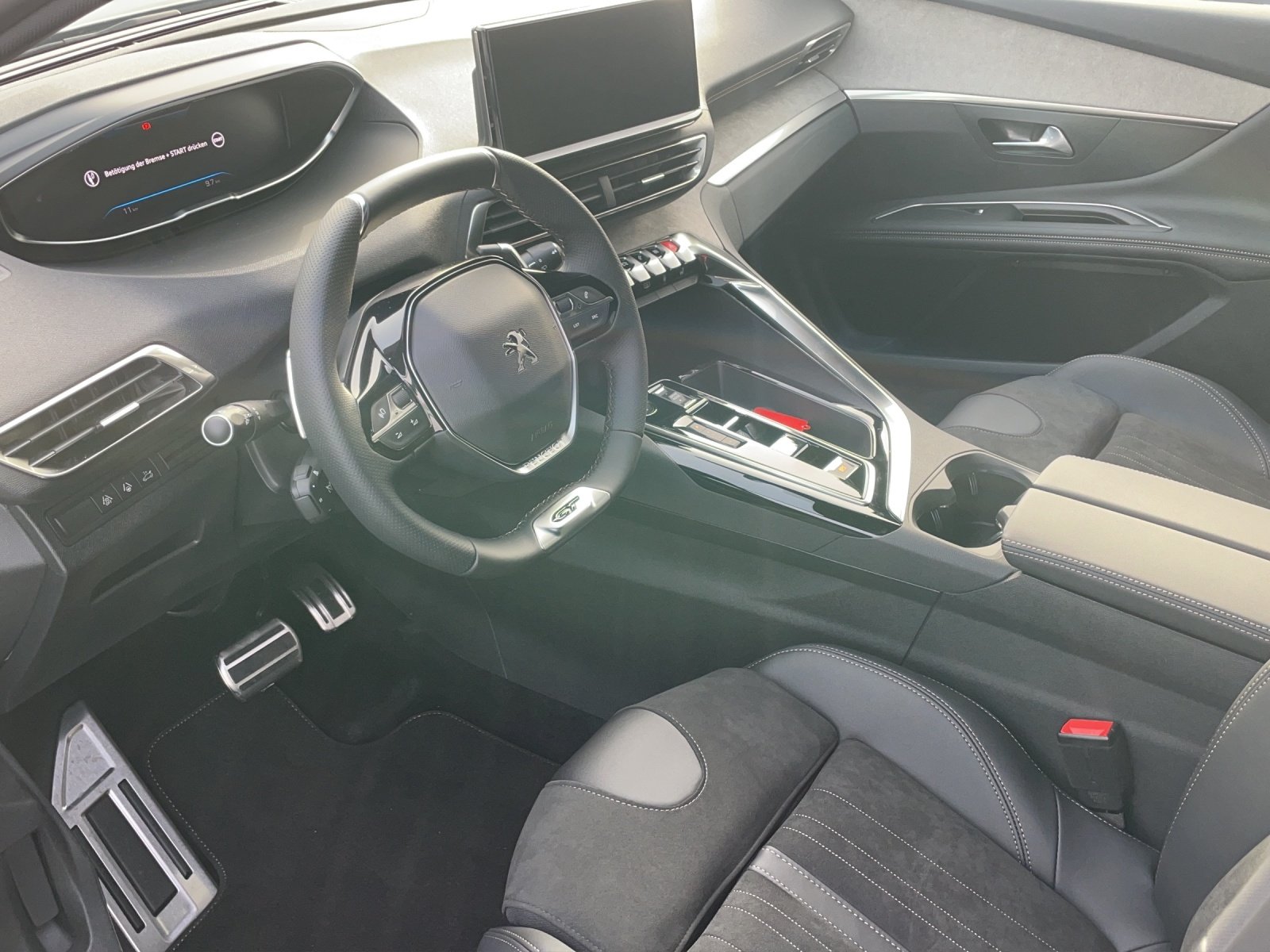 PEUGEOT 3008 1.2 Hybrid GT, Hybride Integrale Benzina/Elettrica, Auto dimostrativa, Automatico - 4