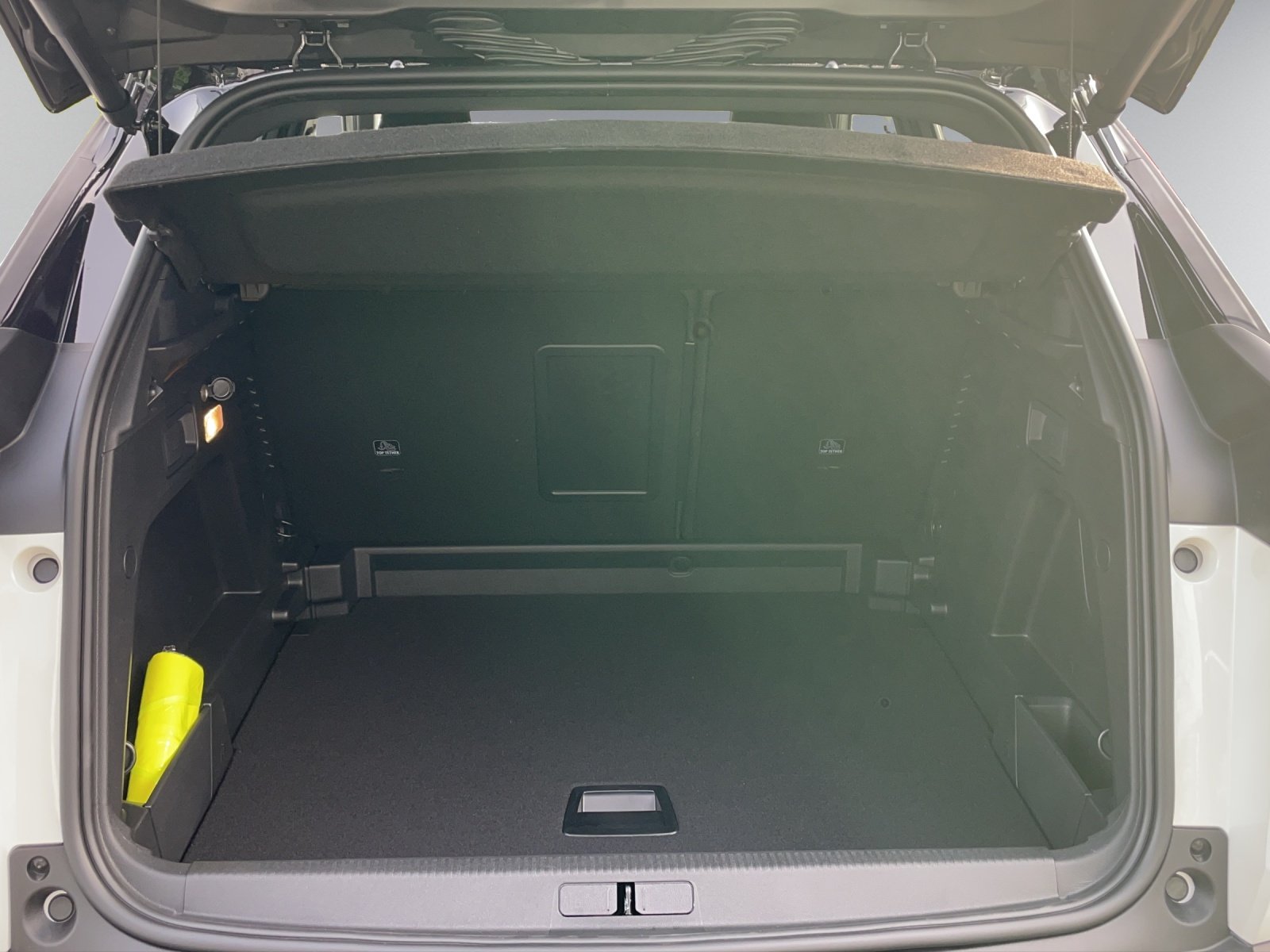 PEUGEOT 3008 1.2 Hybrid GT, Hybride Integrale Benzina/Elettrica, Auto dimostrativa, Automatico - 7