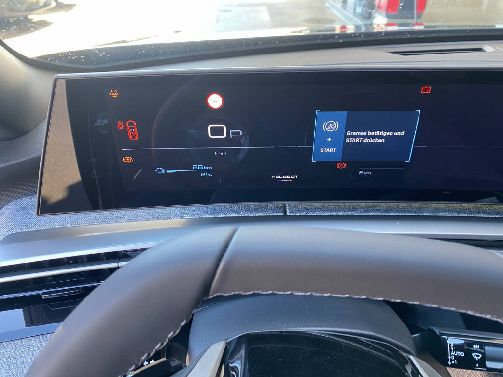 PEUGEOT 3008 e-Allure, Électrique, Voiture de démonstration, Automatique - 6