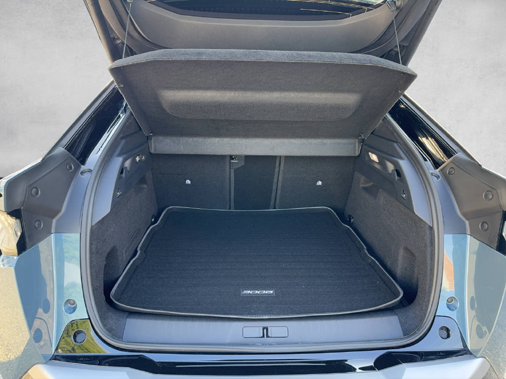 PEUGEOT 3008 e-GT, Elektro, Vorführwagen, Automatik - 6