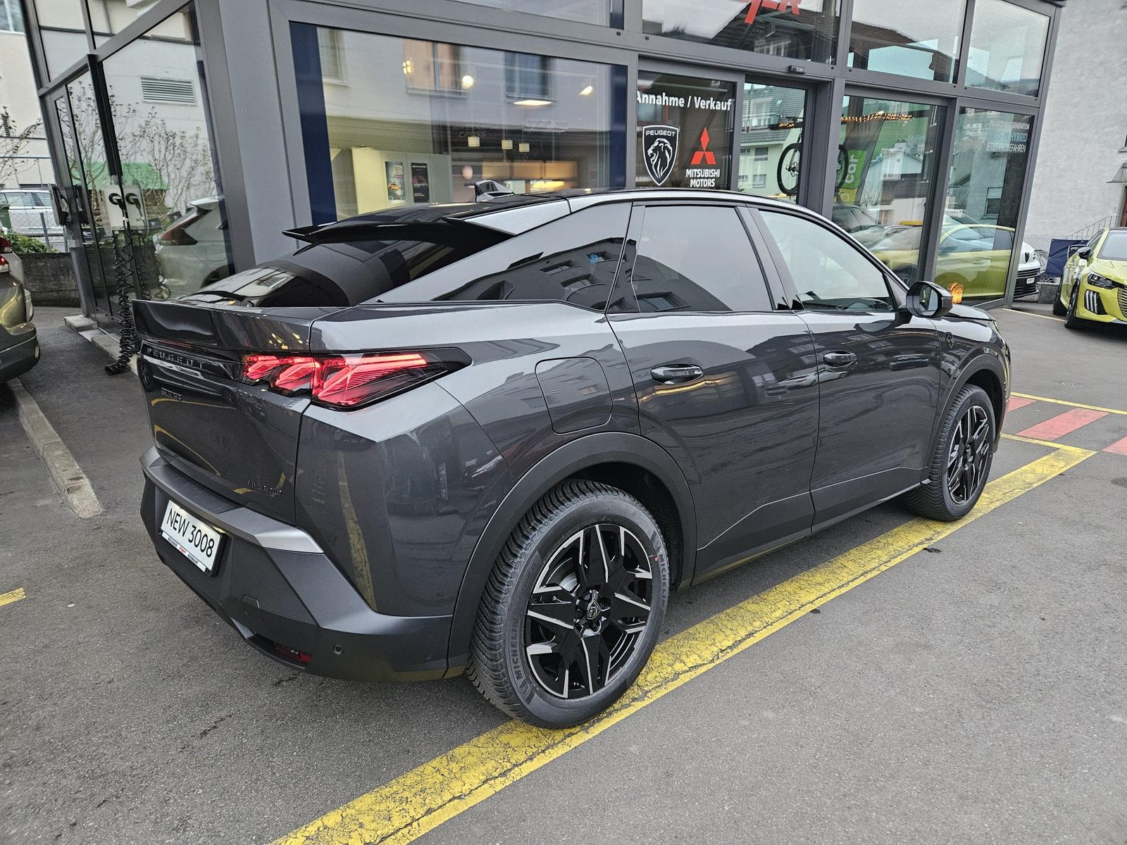 PEUGEOT 3008 1.2 Hybrid GT, Mild-Hybrid Benzin/Elektro, Vorführwagen, Automatik - 3