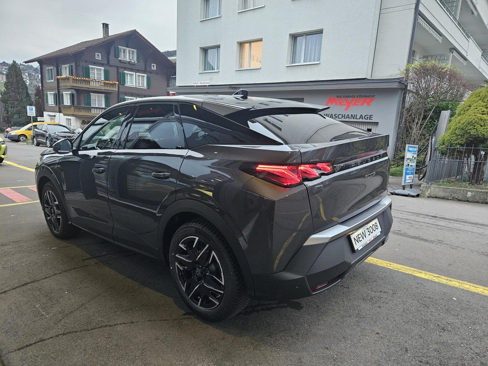 PEUGEOT 3008 1.2 Hybrid GT, Mild-Hybrid Benzin/Elektro, Vorführwagen, Automatik - 4