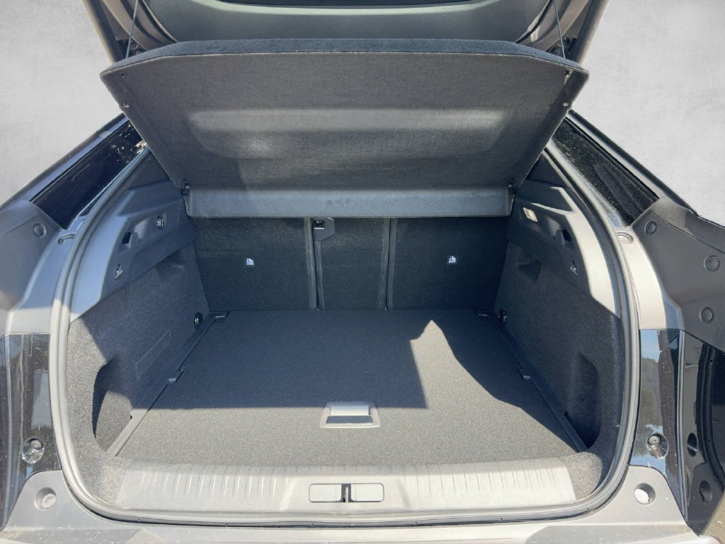 PEUGEOT 3008 1.2 Hybrid GT MHVE, Mild-Hybrid Benzin/Elektro, Vorführwagen, Automatik - 6