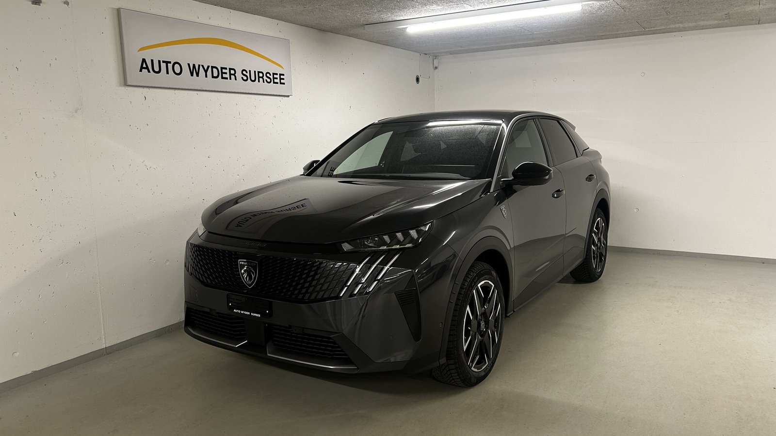 PEUGEOT 3008 1.2 Hybrid GT, Mild-Hybrid Petrol/Electric, Ex-demonstrator, Automatic - 2
