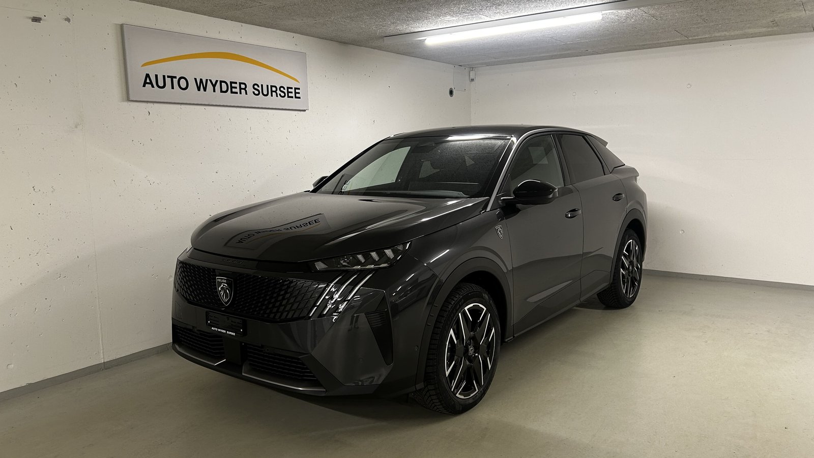 PEUGEOT 3008 1.2 Hybrid GT, Mild-Hybrid Petrol/Electric, Ex-demonstrator, Automatic - 3