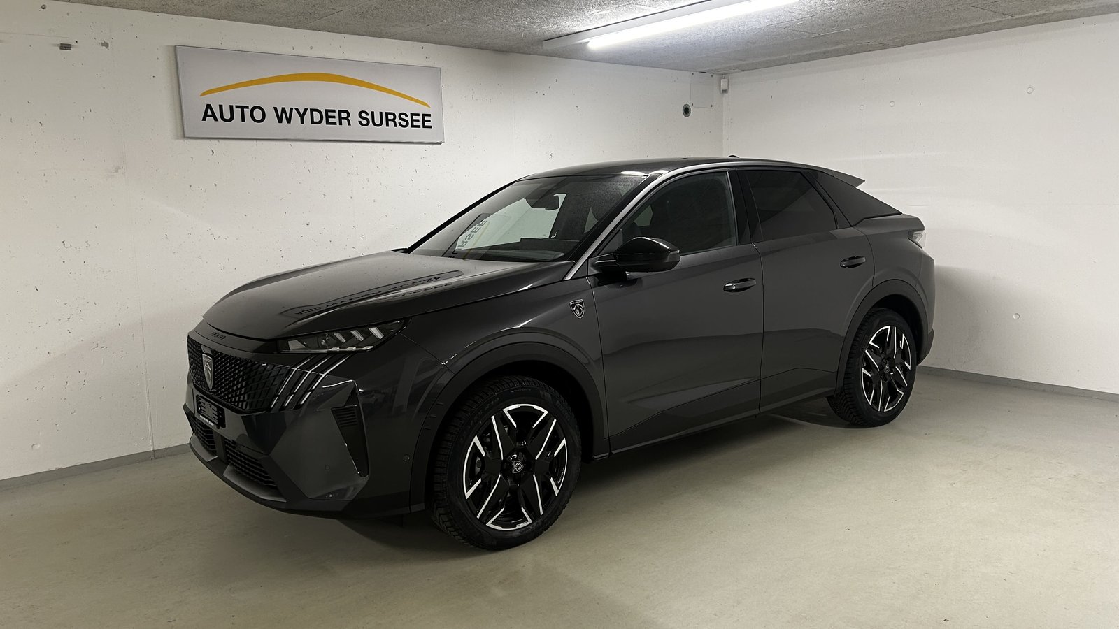 PEUGEOT 3008 1.2 Hybrid GT, Mild-Hybrid Petrol/Electric, Ex-demonstrator, Automatic - 4