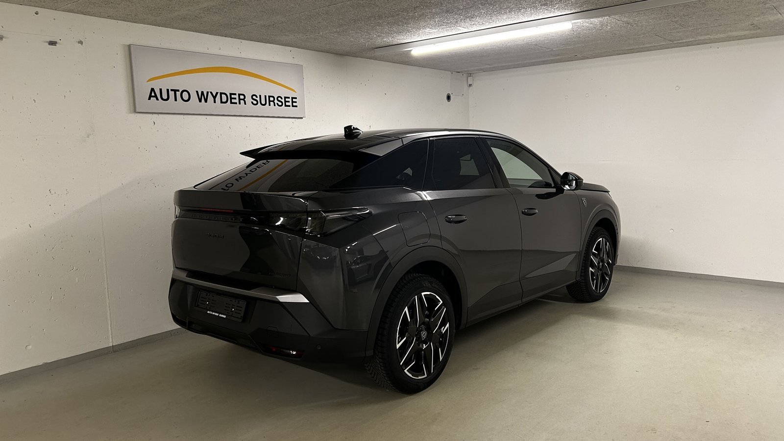 PEUGEOT 3008 1.2 Hybrid GT, Mild-Hybrid Petrol/Electric, Ex-demonstrator, Automatic - 7
