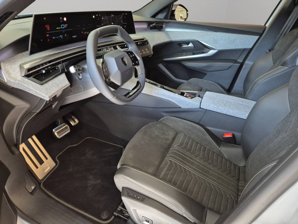PEUGEOT 3008 1.6 Plug-in Hybrid GT, Plug-in-Hybrid Benzin/Elektro, Vorführwagen, Automatik - 6