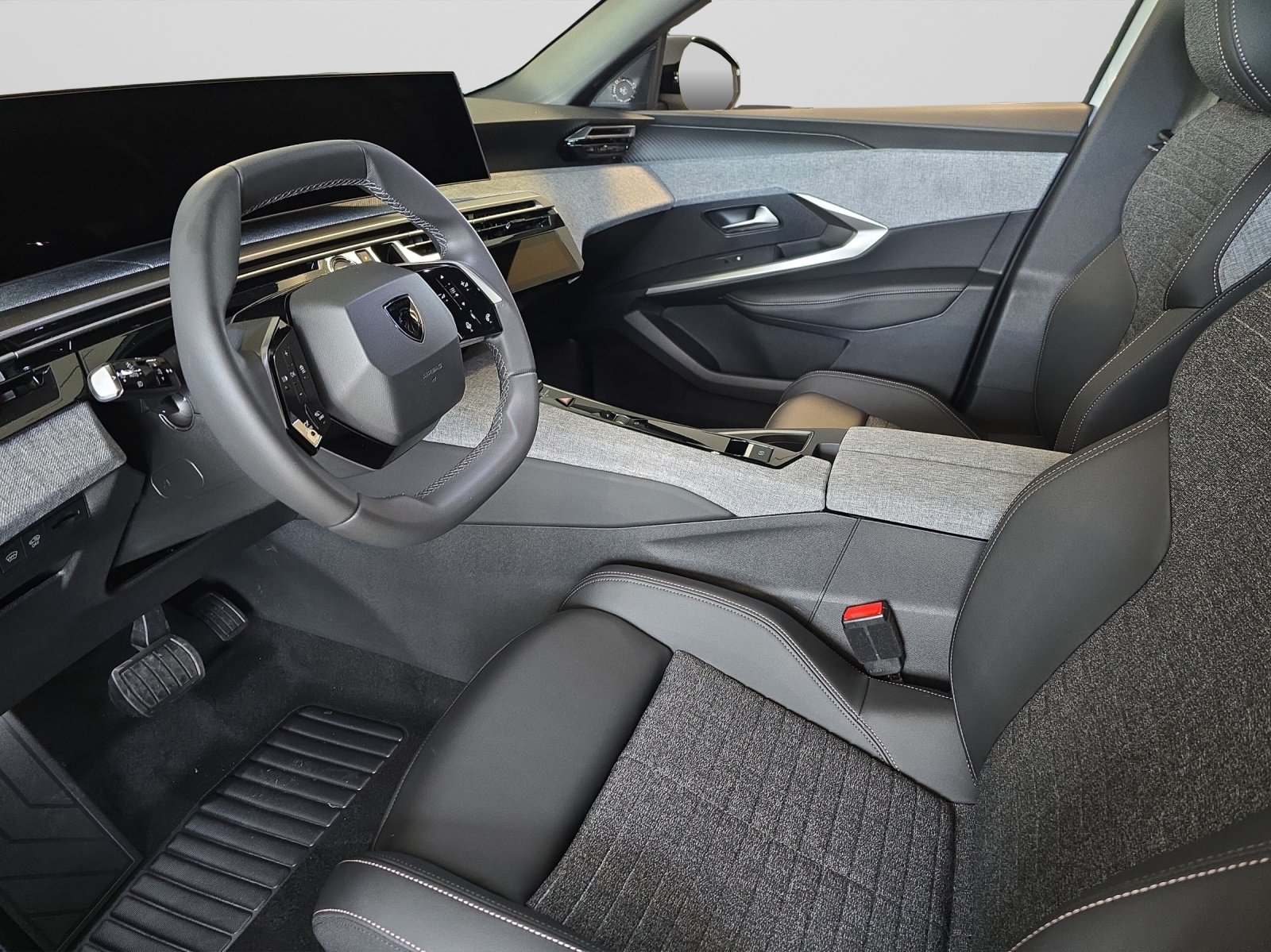 PEUGEOT 3008 NEW 145 e-DCS Allure P, Benzin, Vorführwagen, Automatik - 4