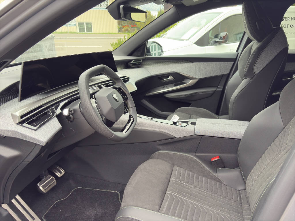 PEUGEOT 3008 1.2 Hybrid GT, Hybride Léger Essence/Électricité, Voiture de démonstration, Automatique - 4